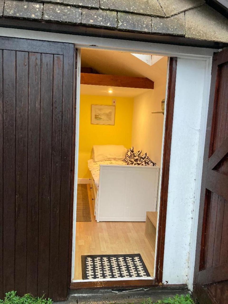 Studio Annexe With Separate Shower Room Broadhempston Exterior foto